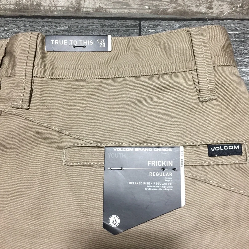 Volcom Chino Shorts Youth 28 Beige Tan (Inseam 9) Casual Flat Front